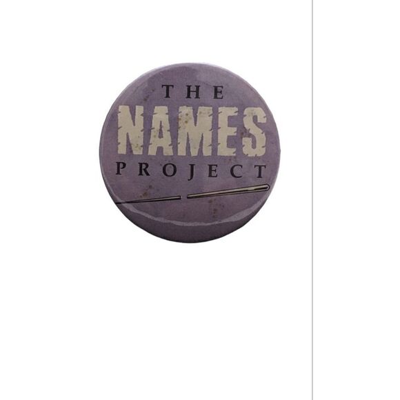 AIDS Memorial The Names Project Quilt For AIDS Awareness Vintage Medical Gay - Picture 1 of 2